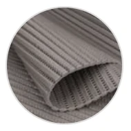 M06 — Gris